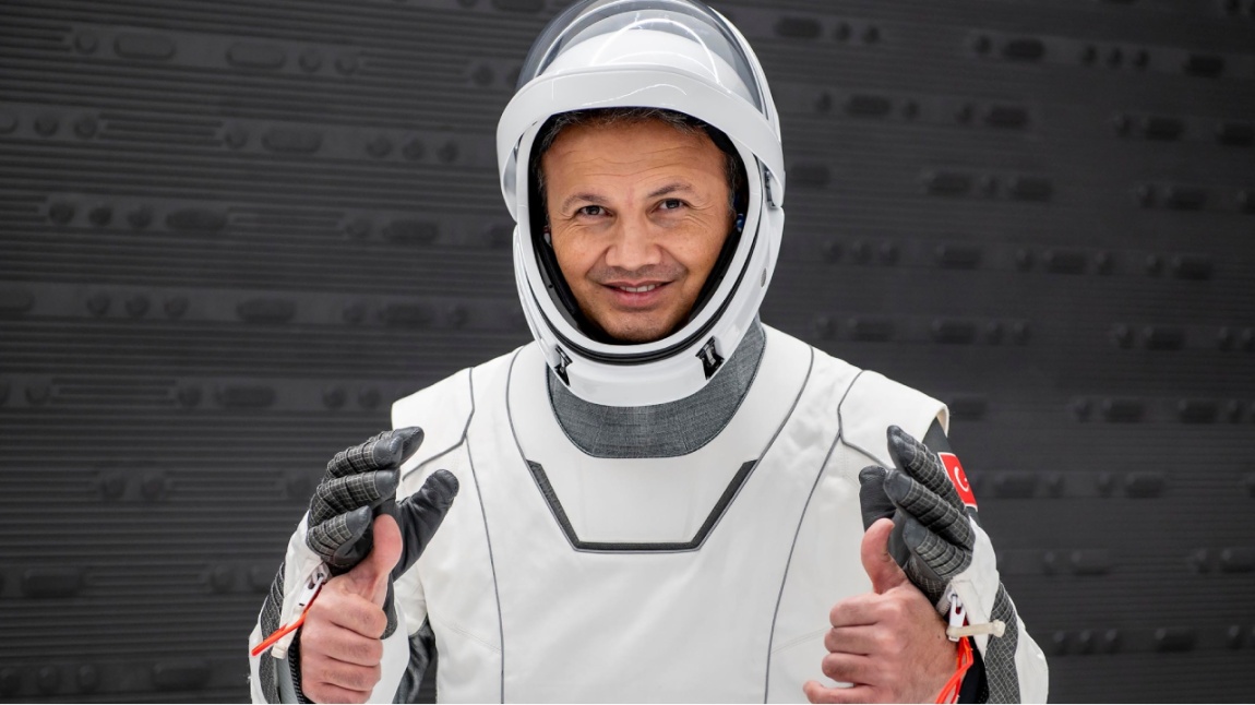 İlk Türk Astronot Uluslararası Uzay İstasyonu'na Ulaştı